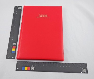 Agenda B5 (17 x 24 cm) datata 2023 coperta buretata rosie, pentru programari. Poza 1490