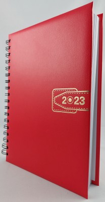 Agenda B5 datata 2023 cu o zi lucratoare pe pagina, 360 pagini, coperta buretata rosie, legata cu spira metalica. Poza 1830