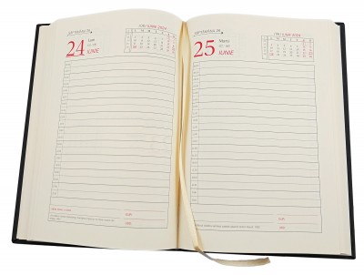 Agenda A5 datata 2024, 360 pagini, o zi lucratoare pe pagina, coperta buretata de culoare negru mat, cu bloc cusut. Poza 2089